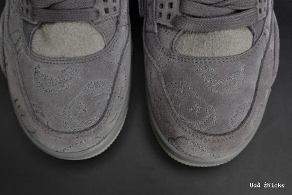 Bright 560 x Air 279 KAWS Jordan 0810